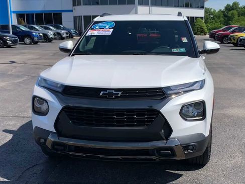 Certified 2023 Chevrolet TrailBlazer ACTIV w/ Sun and Liftgate Package AWD/4WD image 3