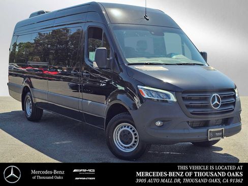 Used 2024 Mercedes-Benz Sprinter 3500 image 1