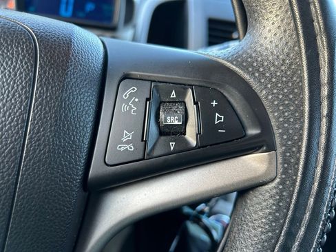 Used 2013 Chevrolet Sonic LT image 18