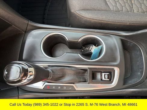 Used 2018 Chevrolet Equinox LT AWD/4WD image 21