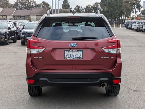 Certified 2024 Subaru Forester Limited AWD/4WD image 3