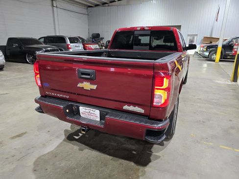 Used 2018 Chevrolet Silverado 1500 High Country image 13