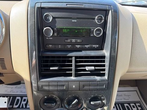 Used 2008 Ford Explorer XLT RWD image 28