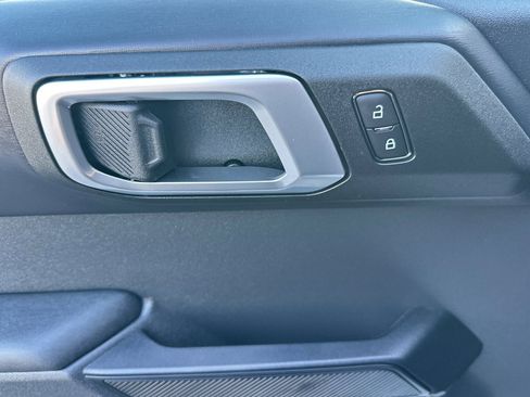 New 2025 Ford Bronco Badlands w/ Sasquatch Package image 11