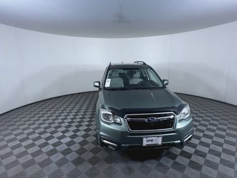 Used 2018 Subaru Forester 2.5i Premium AWD/4WD image 3