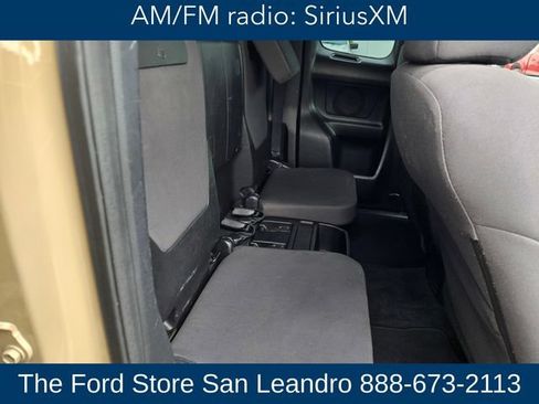Used 2016 Toyota Tacoma TRD Sport w/ Towing Package RWD image 15