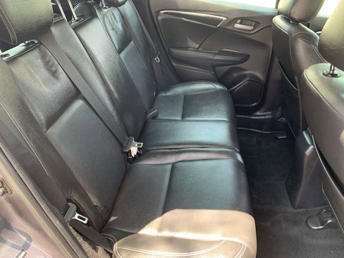 Used 2018 Honda Fit EX image 31