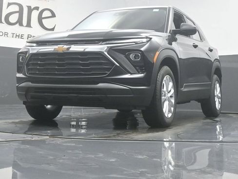 New 2026 Chevrolet TrailBlazer LS w/ LS Convenience Package AWD/4WD image 4