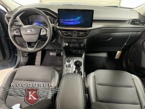 New 2026 Ford Escape SE w/ Class II Trailer Tow Package image 12