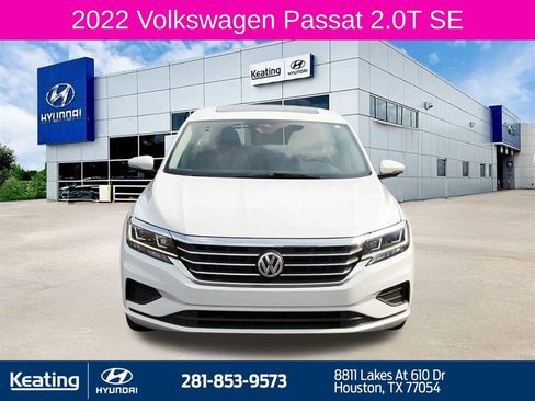 Used 2022 Volkswagen Passat 2.0T SE image 2