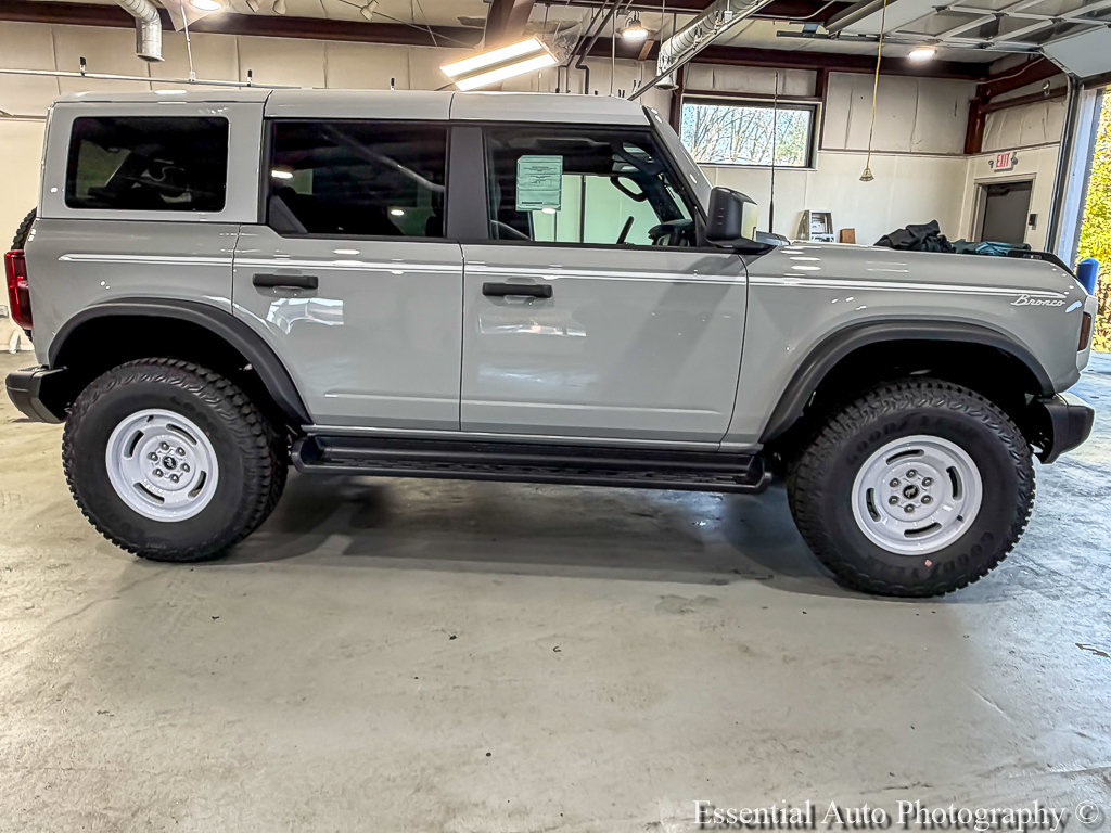 New 2026 Ford Bronco Heritage Edition AWD/4WD image 9