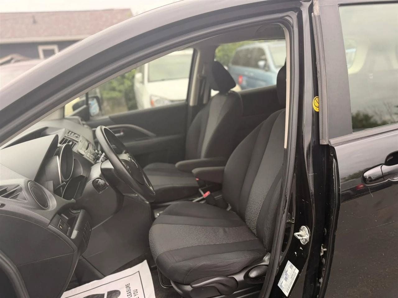 Used 2012 MAZDA MAZDA5 Sport FWD image 25