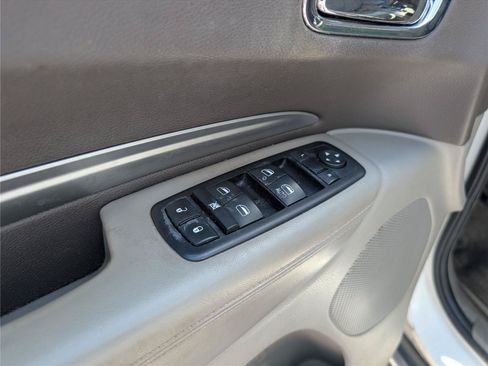 Used 2012 Dodge Durango SXT RWD image 11