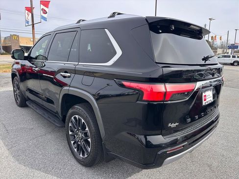 Used 2024 Toyota Sequoia Limited image 5