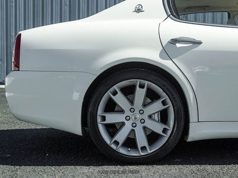 Used 2011 Maserati Quattroporte S RWD image 10