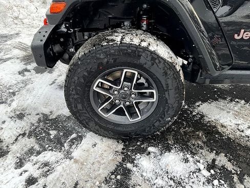 New 2026 Jeep Gladiator Mojave AWD/4WD image 10