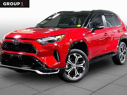 Used 2024 Toyota RAV4 XSE AWD/4WD image 1