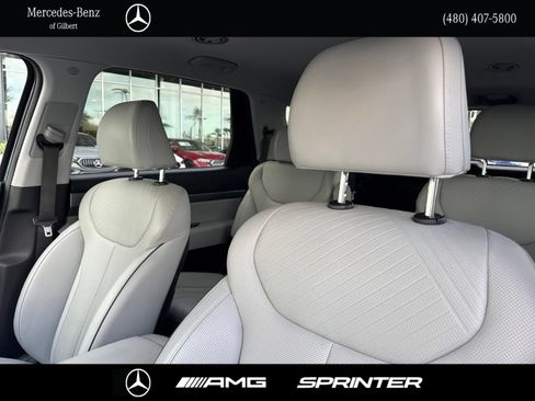 Used 2024 Hyundai Palisade SEL FWD image 15