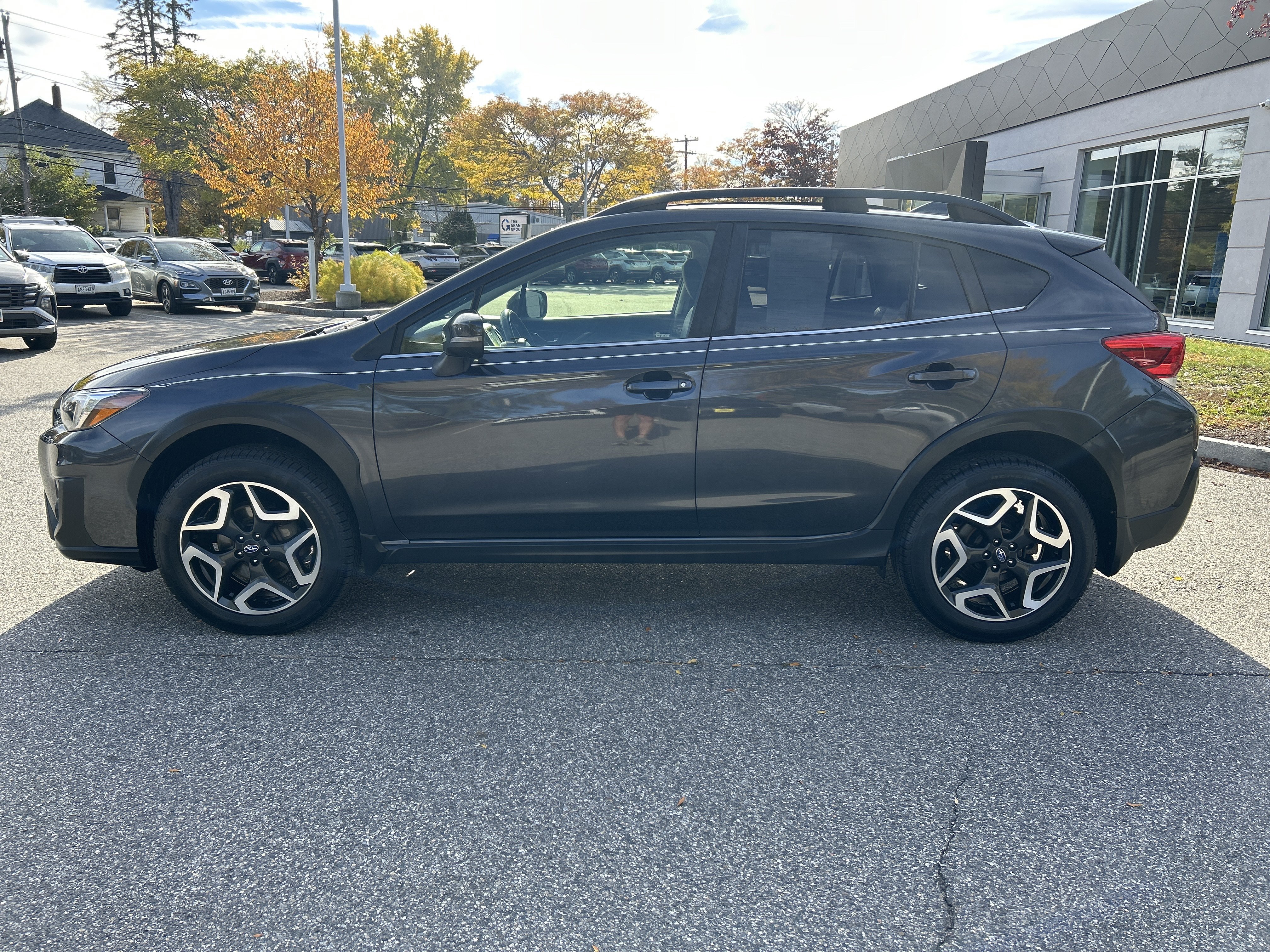 Used 2019 Subaru Crosstrek 2.0i Limited w/ Moonroof Package AWD/4WD image 9