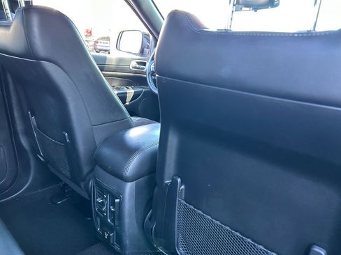 Used 2021 Jeep Grand Cherokee Laredo X AWD/4WD image 27