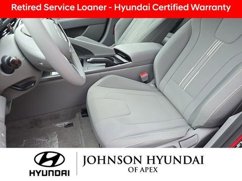 Certified 2025 Hyundai Elantra Sport FWD image 23