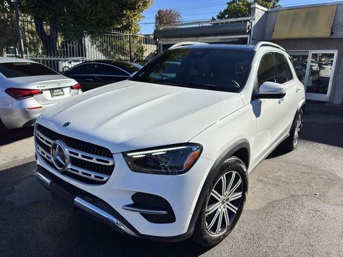 Used 2024 Mercedes-Benz GLE 350 4MATIC image 1