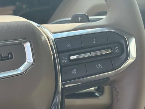 New 2026 GMC Yukon XL Denali w/ Sun & Power Step Package AWD/4WD image 22
