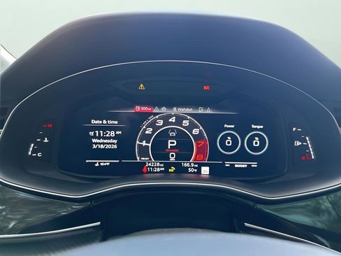 Used 2025 Audi RS Q8 performance image 21