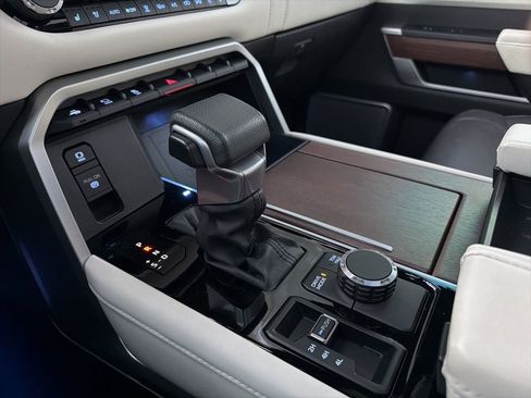 Used 2024 Toyota Sequoia Capstone image 13