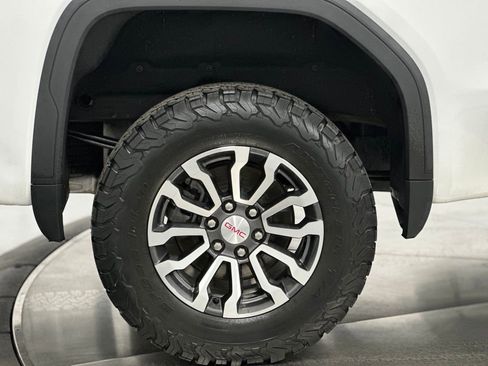 Used 2023 GMC Sierra 1500 AT4 w/ AT4 Premium Package image 36