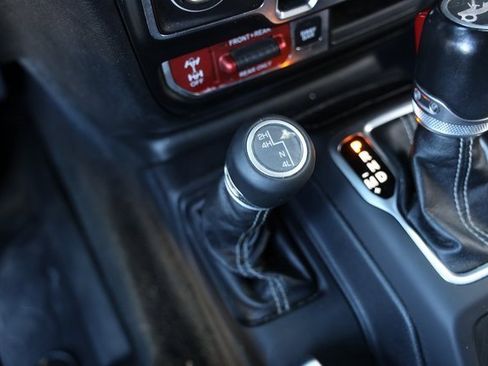 Used 2020 Jeep Wrangler Unlimited Rubicon image 24