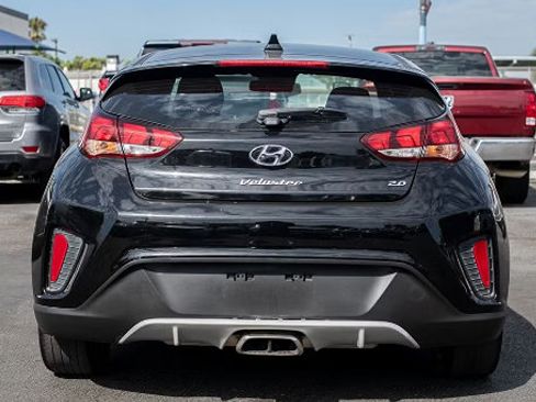Used 2020 Hyundai Veloster 2.0 FWD image 8