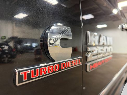 Used 2017 RAM 2500 Laramie AWD/4WD image 12