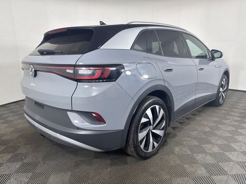 Certified 2022 Volkswagen ID.4 Pro S image 3