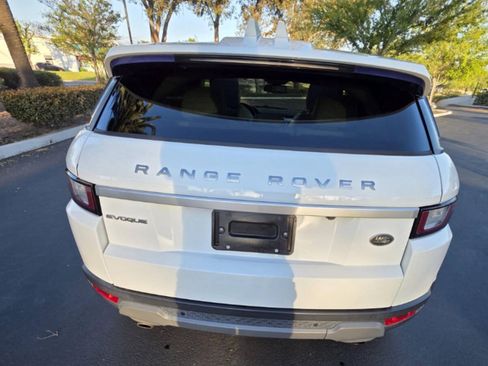 Used 2017 Land Rover Range Rover Evoque HSE AWD/4WD image 10