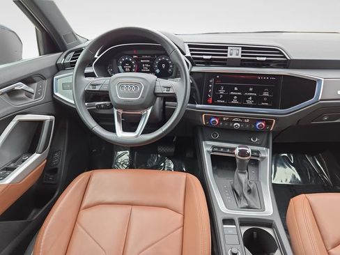 Used 2024 Audi Q3 2.0T Premium Plus AWD/4WD image 10