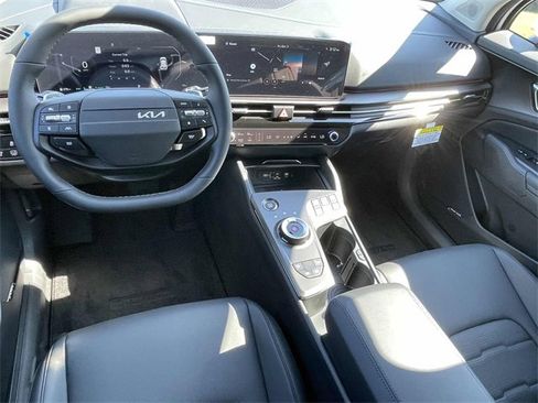 New 2026 Kia Sportage SX Prestige image 2