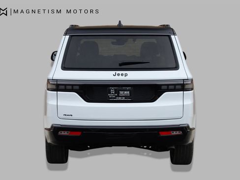 Used 2026 Jeep Grand Wagoneer Summit w/ Rear Seat Video Group I AWD/4WD image 8