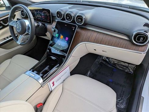 Used 2025 Mercedes-Benz C 300 Sedan image 22