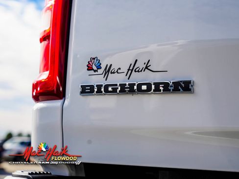 New 2026 RAM 1500 4x4 Crew Cab image 7