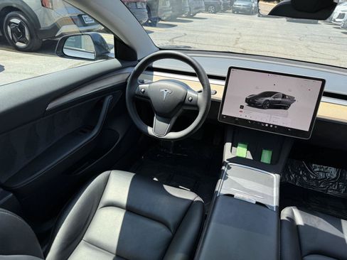 Used 2023 Tesla Model 3 Standard Range RWD image 39