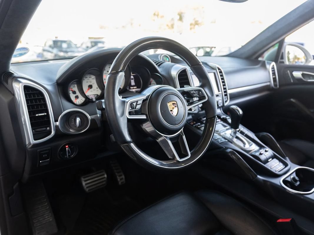 Used 2016 Porsche Cayenne GTS w/ Premium Package Plus AWD/4WD image 14