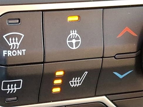 Used 2023 Jeep Wrangler Unlimited Sahara w/ Cold Weather Group image 25