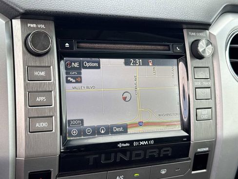 Used 2017 Toyota Tundra SR5 w/ SR5 Upgrade Package image 12