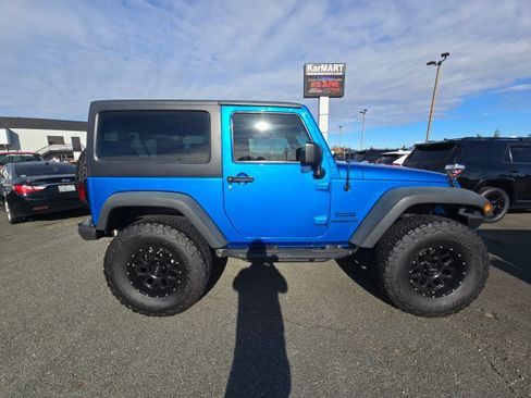 Used 2021 Jeep Cherokee Trailhawk w/ Sun, Sound & Nav Group image 43