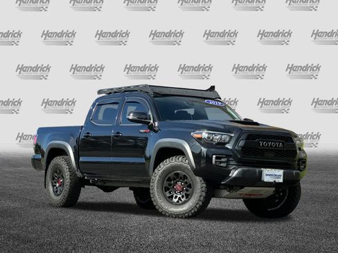 Used 2019 Toyota Tacoma TRD Pro image 2