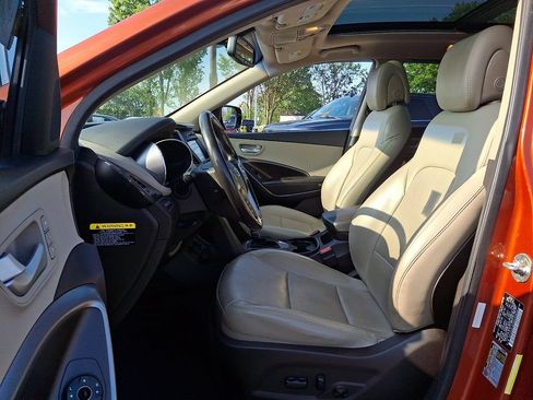 Used 2017 Hyundai Santa Fe Sport w/ 2.4L Tech Package 04 FWD image 13