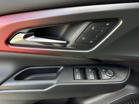 New 2026 Chevrolet Equinox EV RS image 10