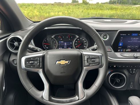 Used 2021 Chevrolet Blazer LT FWD image 26