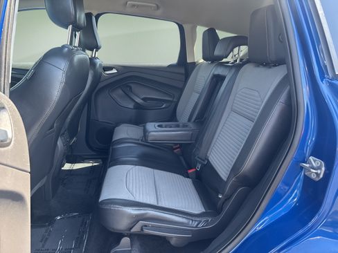 Used 2018 Ford Escape SE w/ SE Sport Appearance Package FWD image 20